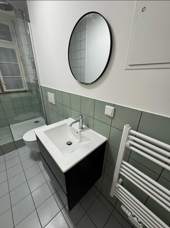 Bathroom renovation with Italian tiles