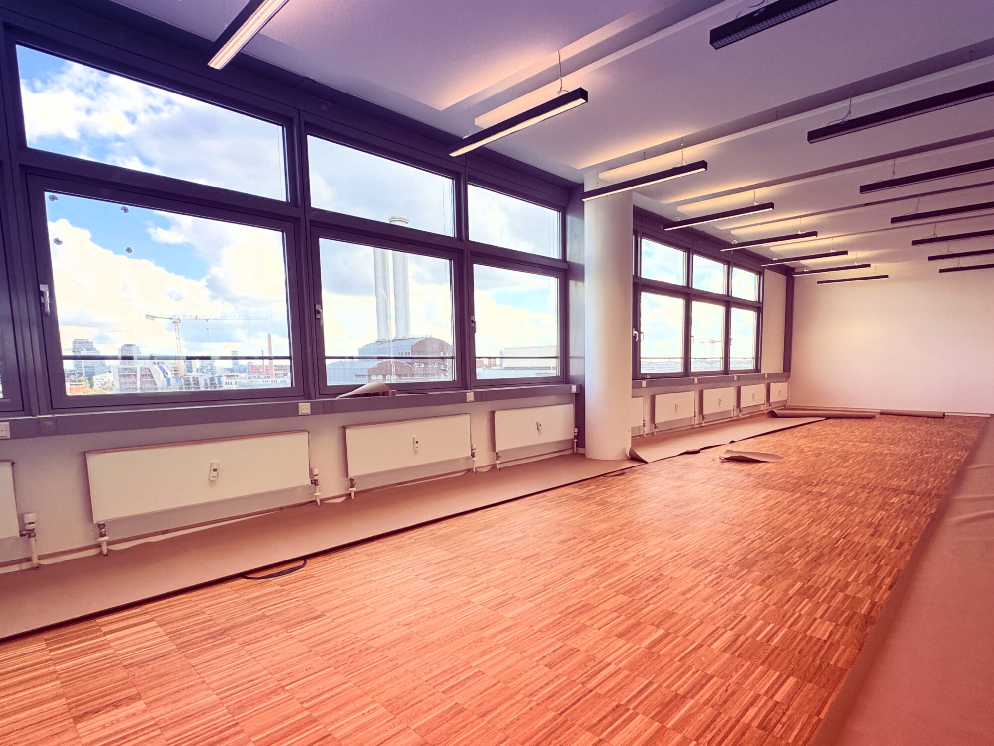 AE73F0C3-2EAB-47DE-854C-6D25BDC38E6B